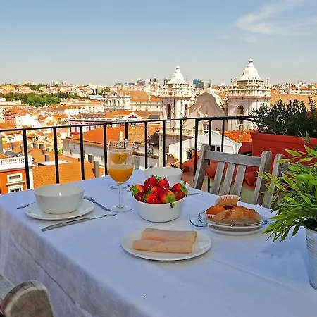 Portuguese Living Chiado Terrace